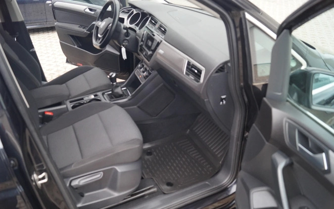 Volkswagen Touran cena 58500 przebieg: 212566, rok produkcji 2016 z Kamienna Góra małe 92